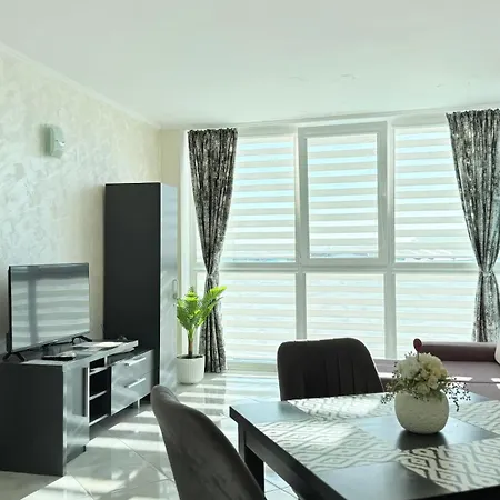 Atlantis Nikol * Burgas