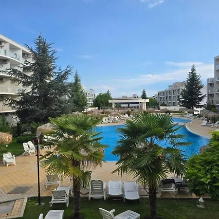 Atlantis Nikol Daire