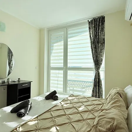 Atlantis Nikol Apartment