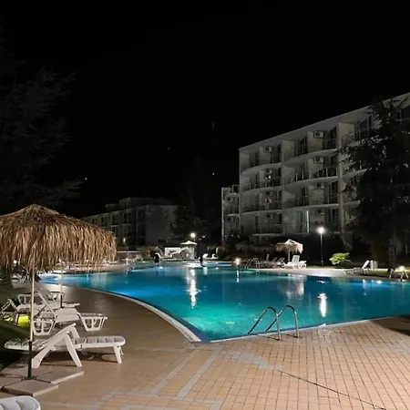 Atlantis Nikol Apartment