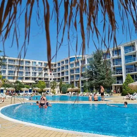 Atlantis Nikol Бургас