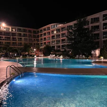 Atlantis Nikol * Burgas