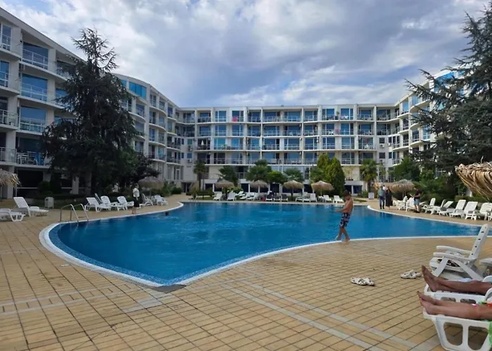 شقة Atlantis Nikol